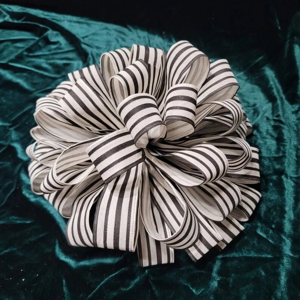 Christmas Tree Bow Topper, Black and Cream Striped Bow Tree Topper 44 Loop‎ 2of2
